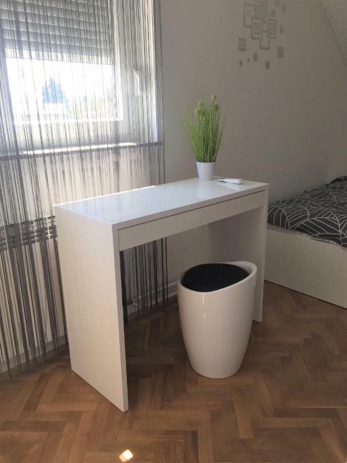 Apartman Studio Sonas 3 With Free Private Parking Karlovac Eksteriør billede